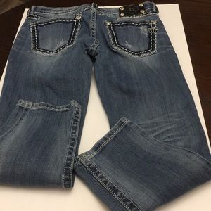 Miss Me Boyfriend Crop Jeans